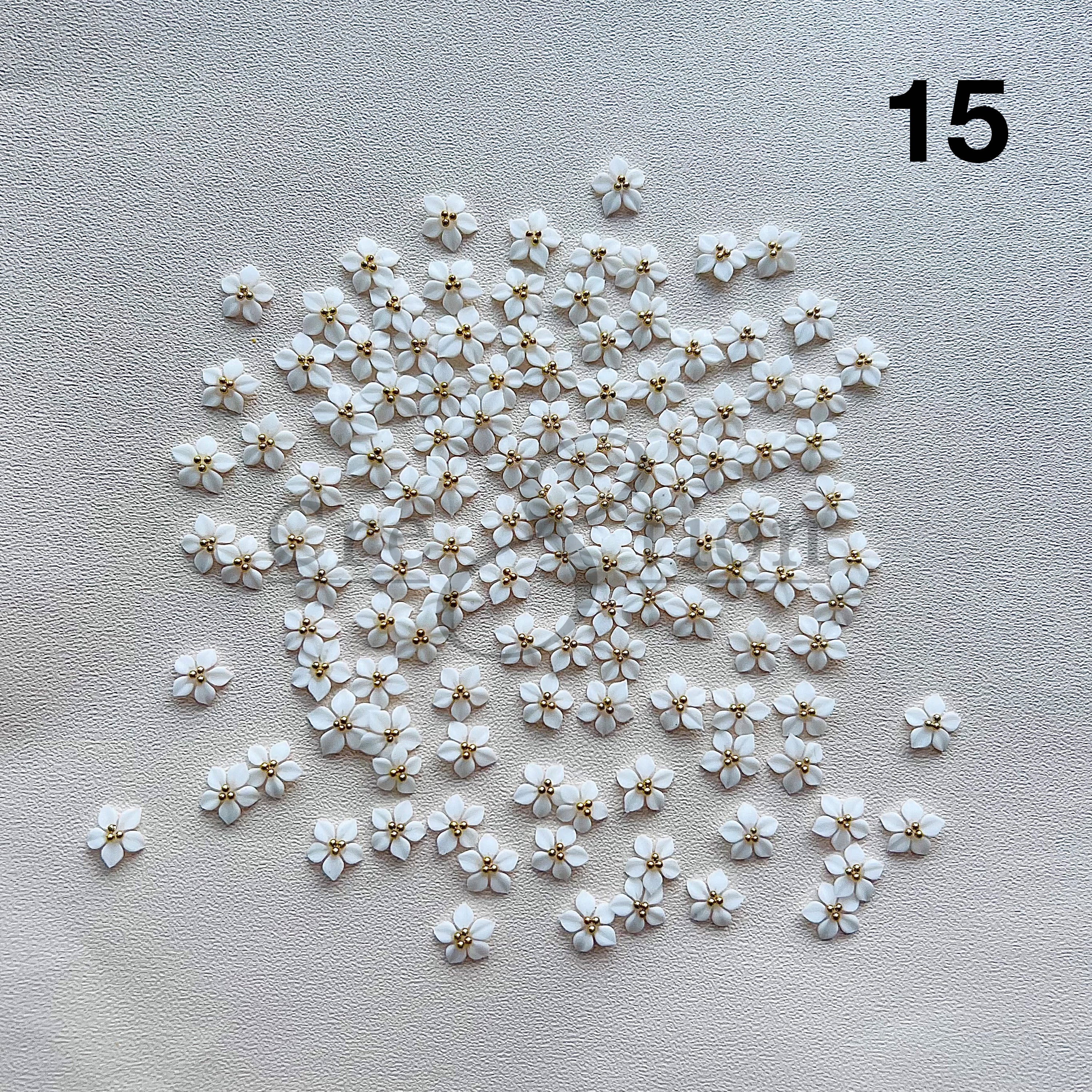 Cre8tion Handmade Acrylic Flowers 2 pcs