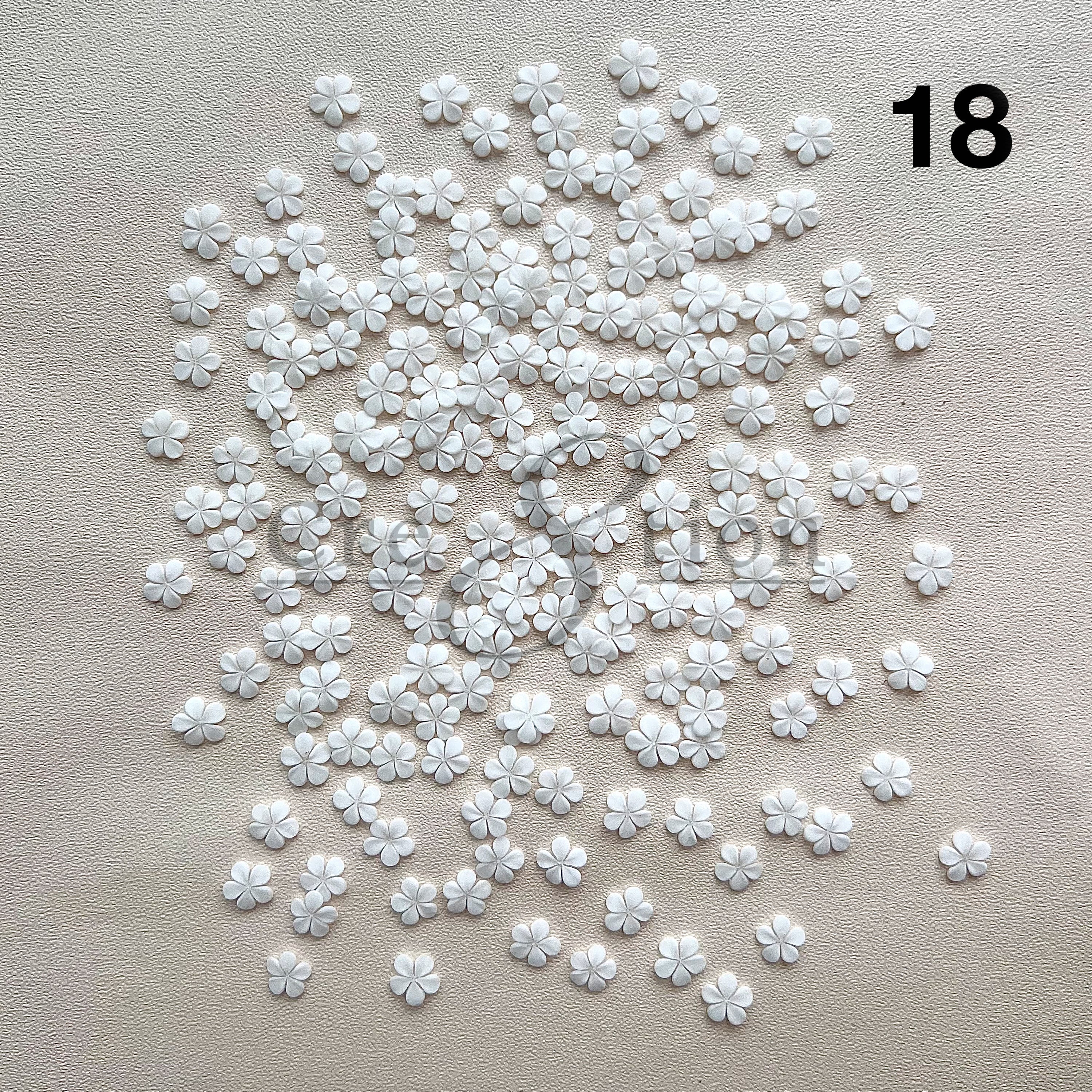 Cre8tion Handmade Acrylic Flowers 2 pcs